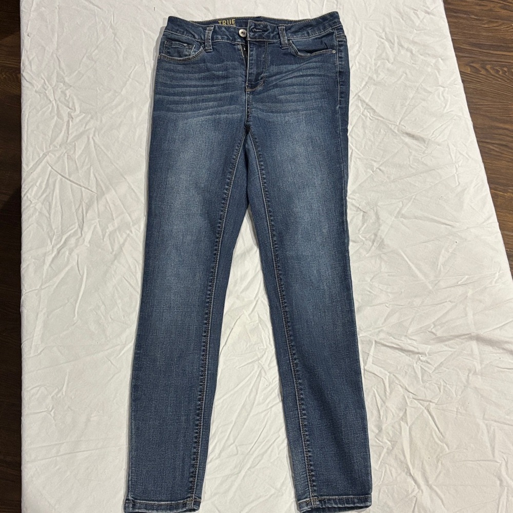 True Craft Women's Skinny Jeans in Deep Blue